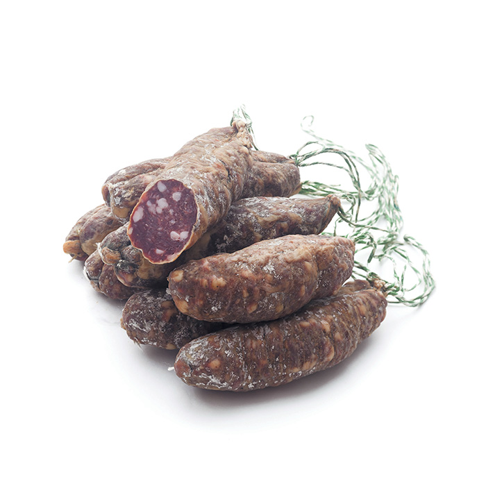 Deux saucissons secs artisanaux de l’Aveyron